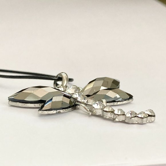 Vtg Dragonfly Necklace Pendant Insect Gray Crystal Silver Plated Black Cord 18" - Picture 8 of 10